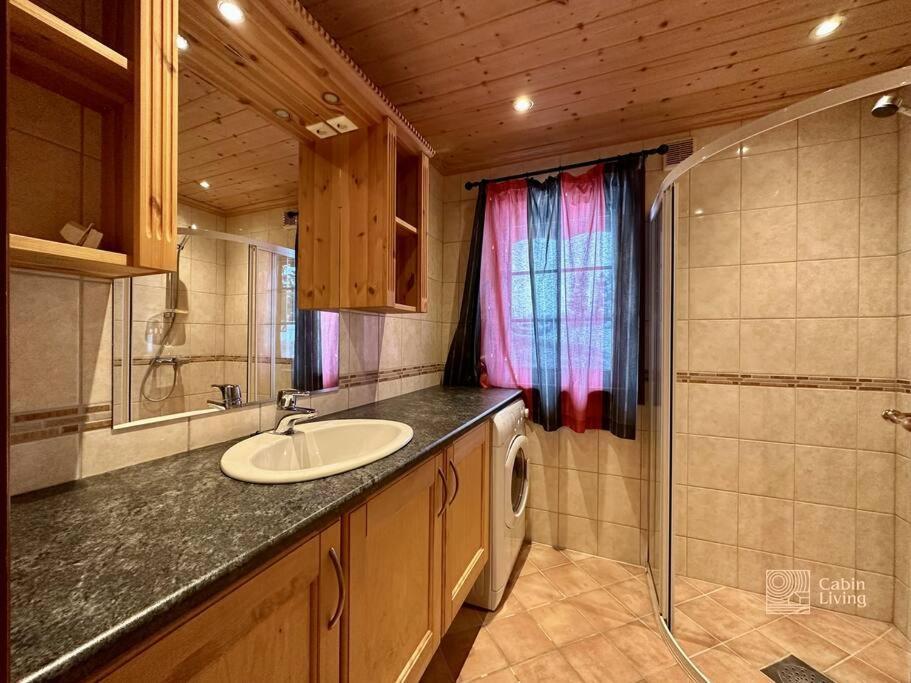Large Cabin Sjusjoen Best View, Sauna, Ski Inout エクステリア 写真